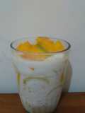 Overnight oatmeal topped manggo