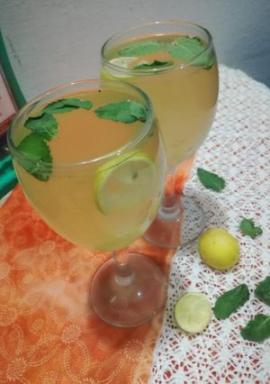 A picture of Mint lemonade.