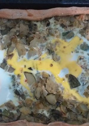 Una foto de Tarta con Zucchini y puerros