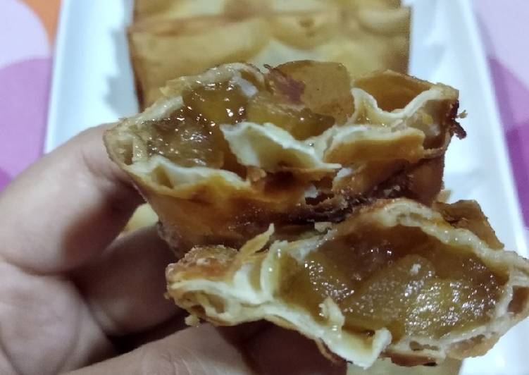 Langkah Mudah untuk Membuat 31. 🍎🥧 Apple Pie (kulit pangsit) 🥧🍎 yang Sedap