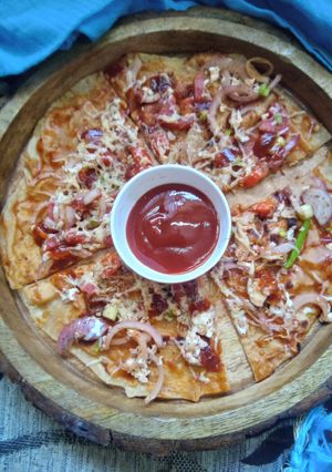 A picture of Chapati pizza.