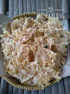 Foto resep Peyek Kacang Renyah