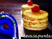 Una foto de pastelitos de crema
