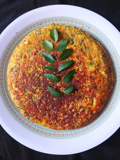 મિક્સ વેજ રવા હાંડવો (Mix Veg. Rava Handvo Recipe In Gujarati) રેસીપી મુખ્ય ફોટો
