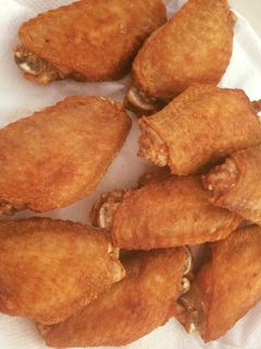 รูปของ ปีกไก่ทอดเกลือ🐔🐣