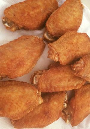 รูปของ ปีกไก่ทอดเกลือ🐔🐣