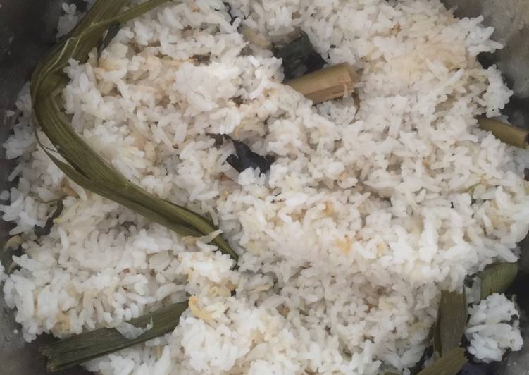 Cara Gampang Menyiapkan Nasi timbel , Lezat