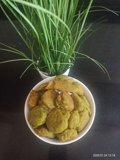 કોન પકોડા(corn pakoda recipe in Gujarati) રેસીપી મુખ્ય ફોટો