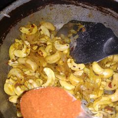 A picture of Cashew Curry.