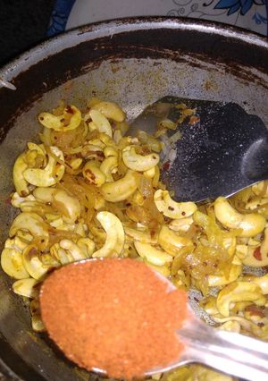 A picture of Cashew Curry.