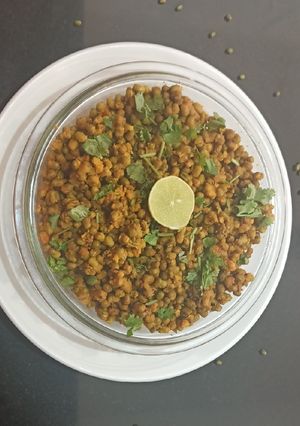 મૂંગ મસાલા (Mung Masala Recipe in Gujarati) રેસીપી મુખ્ય ફોટો