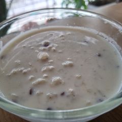 A picture of Rice kheer.