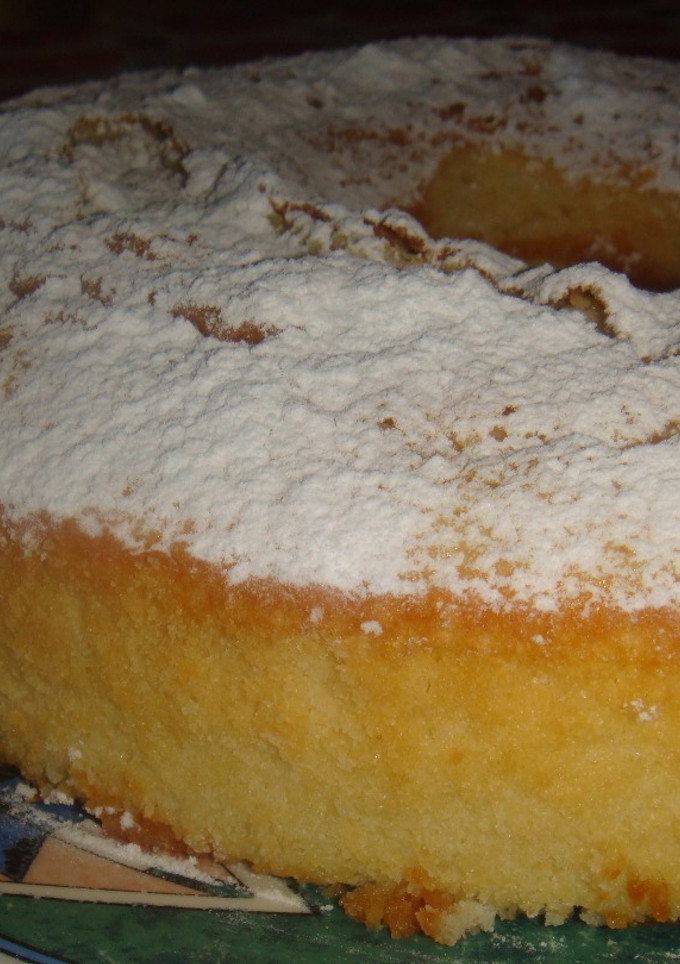 Una foto de Torta de limón húmeda