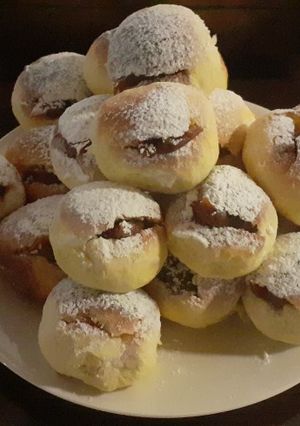 Una foto de Miguelitos (pan de leche)