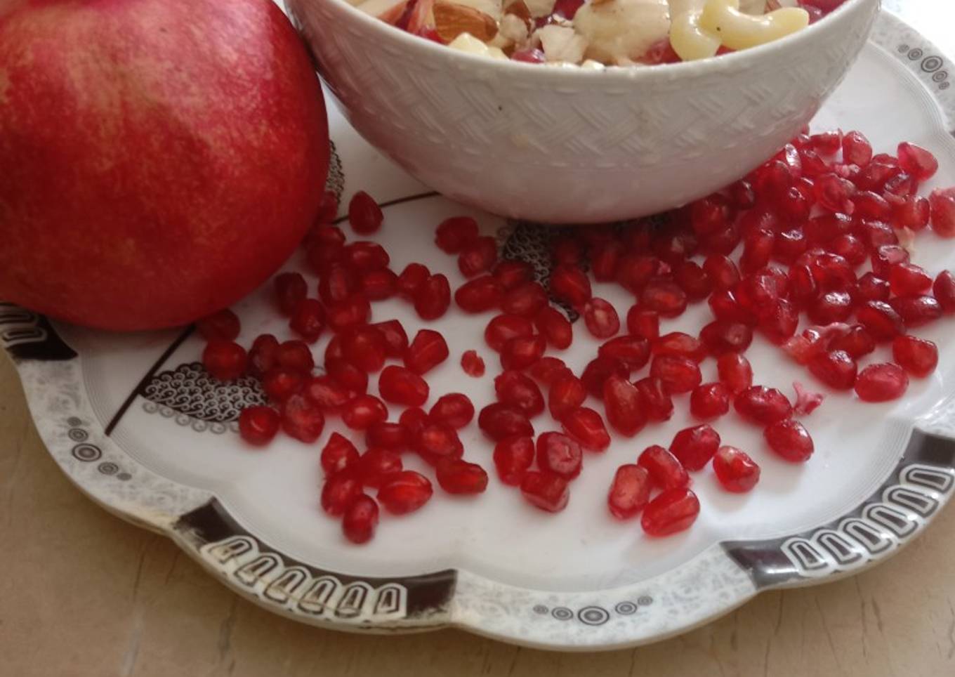 Mayo pomegranate chat