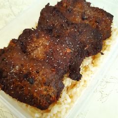 A picture of Indonesian Beef Jerky / Dendeng Padang.