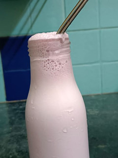 ப்ளூபெர்ரி மில்க் ஷேக்(blueberry milk shake recipe in tamil) செய்முறை முக்கிய புகைப்படம்