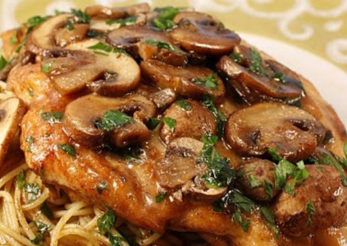 Chicken marsala /with angel hair pasta