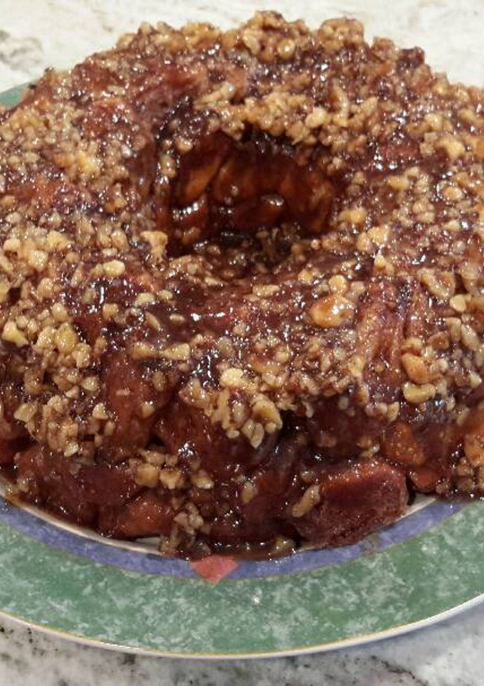 A picture of Monkey bread.