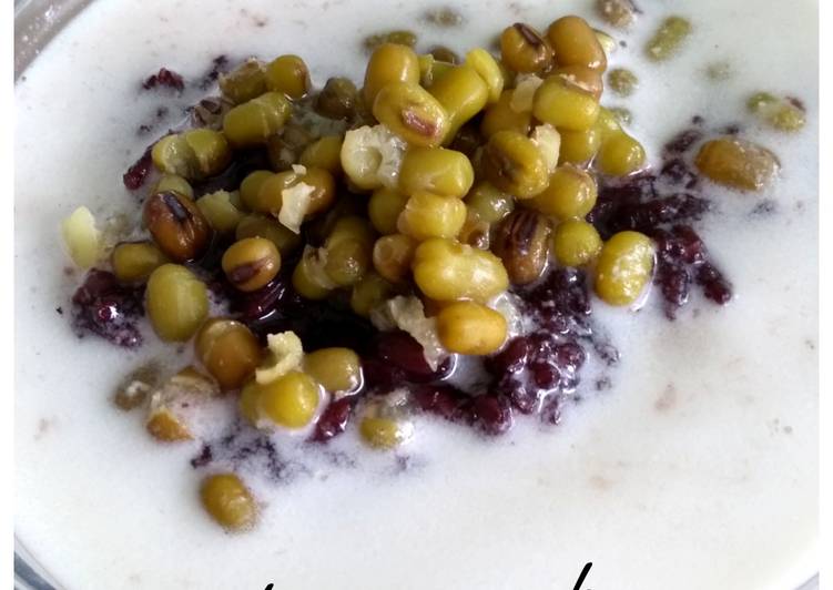 Bubur ketan hitam & kacang hijau