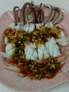 涼拌軟絲蟹肉五味醬 的食譜成品照片