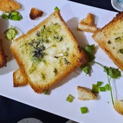 A picture of Garlic bread.