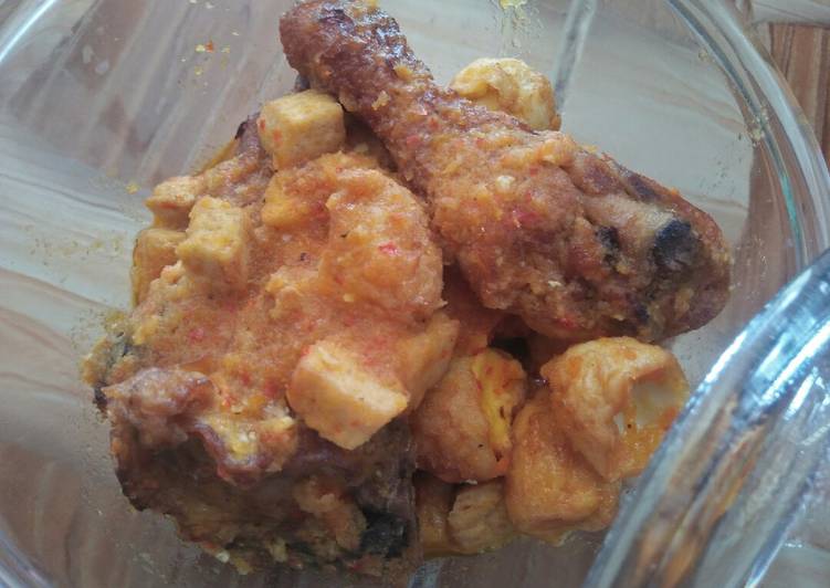 Ayam telor puyuh balado simple