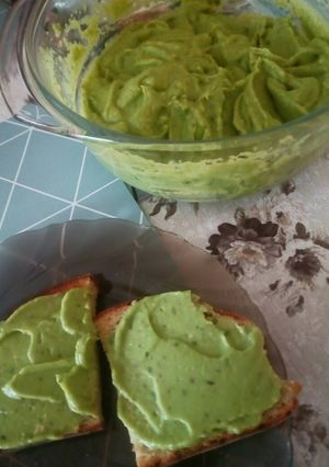 Avokádókrém recept fotója