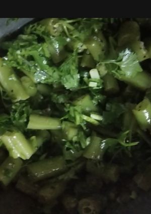 A picture of Non oily soya bean salad.
