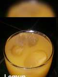 Banana and papaya smoothie