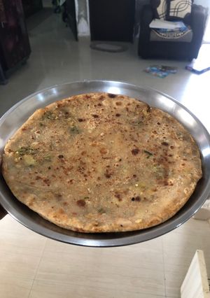 A picture of Punjabi Aloo Paratha.