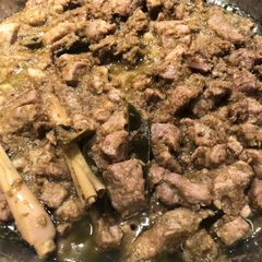 A picture of SaksangSpicy Green Pork.