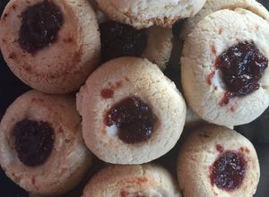 Una foto de Galletas de maicena y mermelada