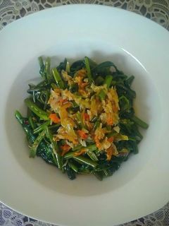Foto resep Tumis kangkung pedas simple sederhana