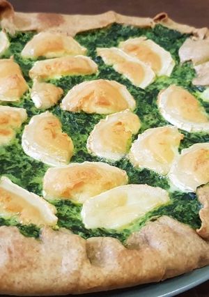 Une photo de Tarte rustique épinard/chèvre