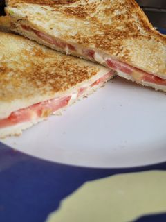 A picture of Cream Cheese Toast.