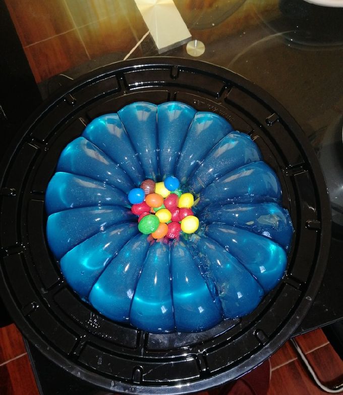 Una foto de Flotatina de queso crema y mora azul