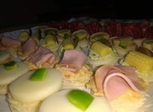 Una foto de Canapés fáciles y baratos