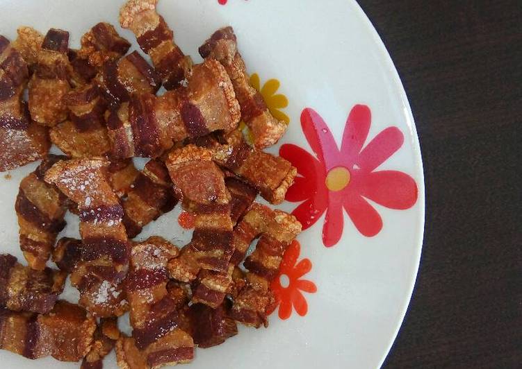 Panceta frita de Cuenca para tapeo