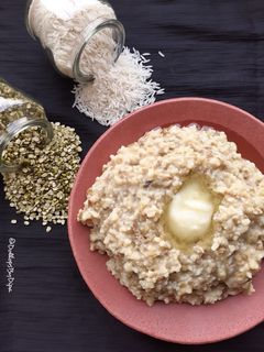 खिचड़ी (khichdi recipe in Hindi) रेसिपी मुख्य फोटो