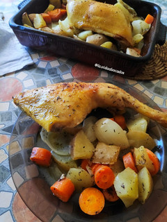 Una foto de Contramuslos de pollo asados con limón y vinagre