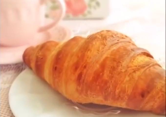 Französische Croissants