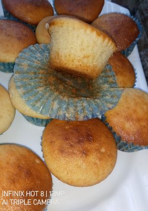 A picture of Oil base cupcake.