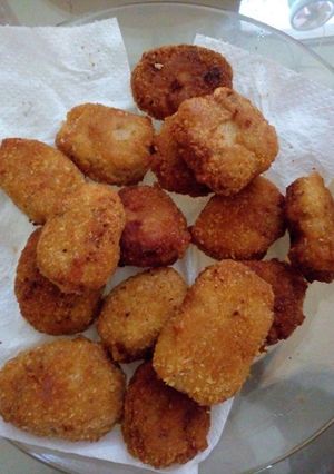 A picture of Chicken nuggets 🌺🌴🌾.