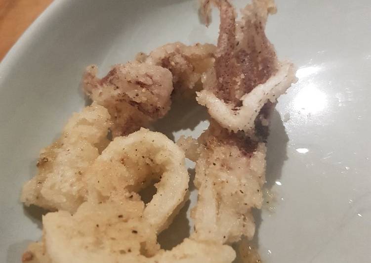Recipe of Ultimate Salt ‘n Pepper Squid with stir fry vegetables