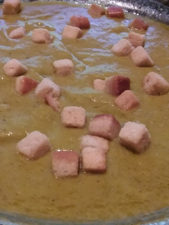 Una foto de Puré de verduras rico y fácil