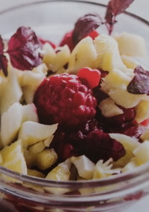 Une photo de Tartare de Boeuf condiment Framboise