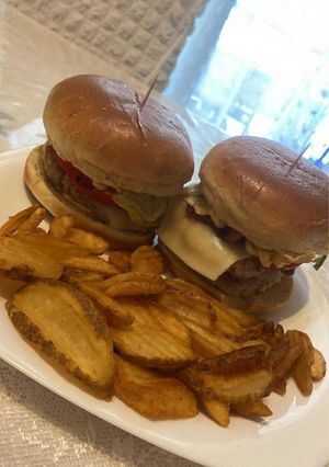Φωτογραφία της συνταγής Συγκλονιστικά burger 🍔