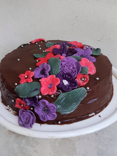 Una foto de Torta de cumpleaños 18 gaby de ajedrez/ damero