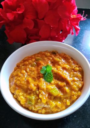 A picture of Bottlegourd and Chickpea Lentil Curry.